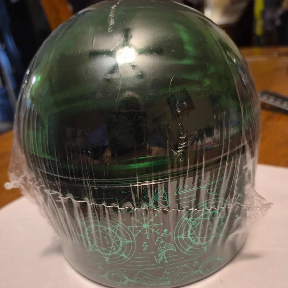 Target Bullseye Playground Wicked Elphaba Green Trinket Dish Glass Dome no stckr